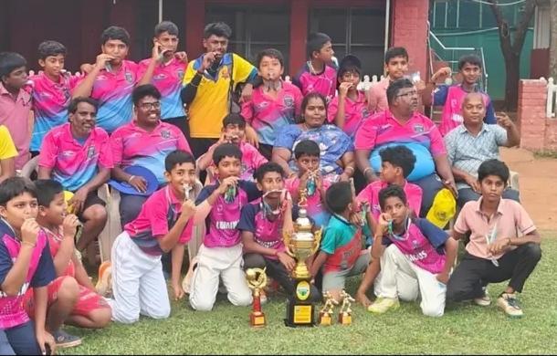 Team Lifting Trophy
